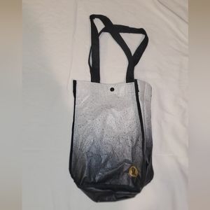 Lululemon bag